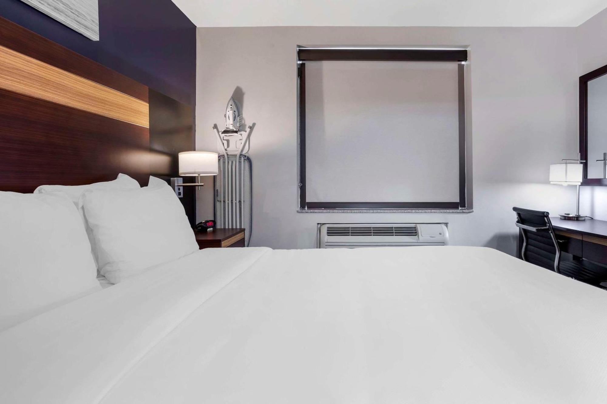 Avion Inn Near Lga Airport, Ascend Hotel Collection New York Exterior photo