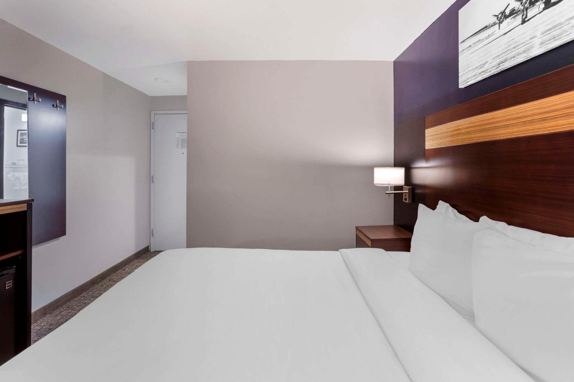 Avion Inn Near Lga Airport, Ascend Hotel Collection New York Exterior photo