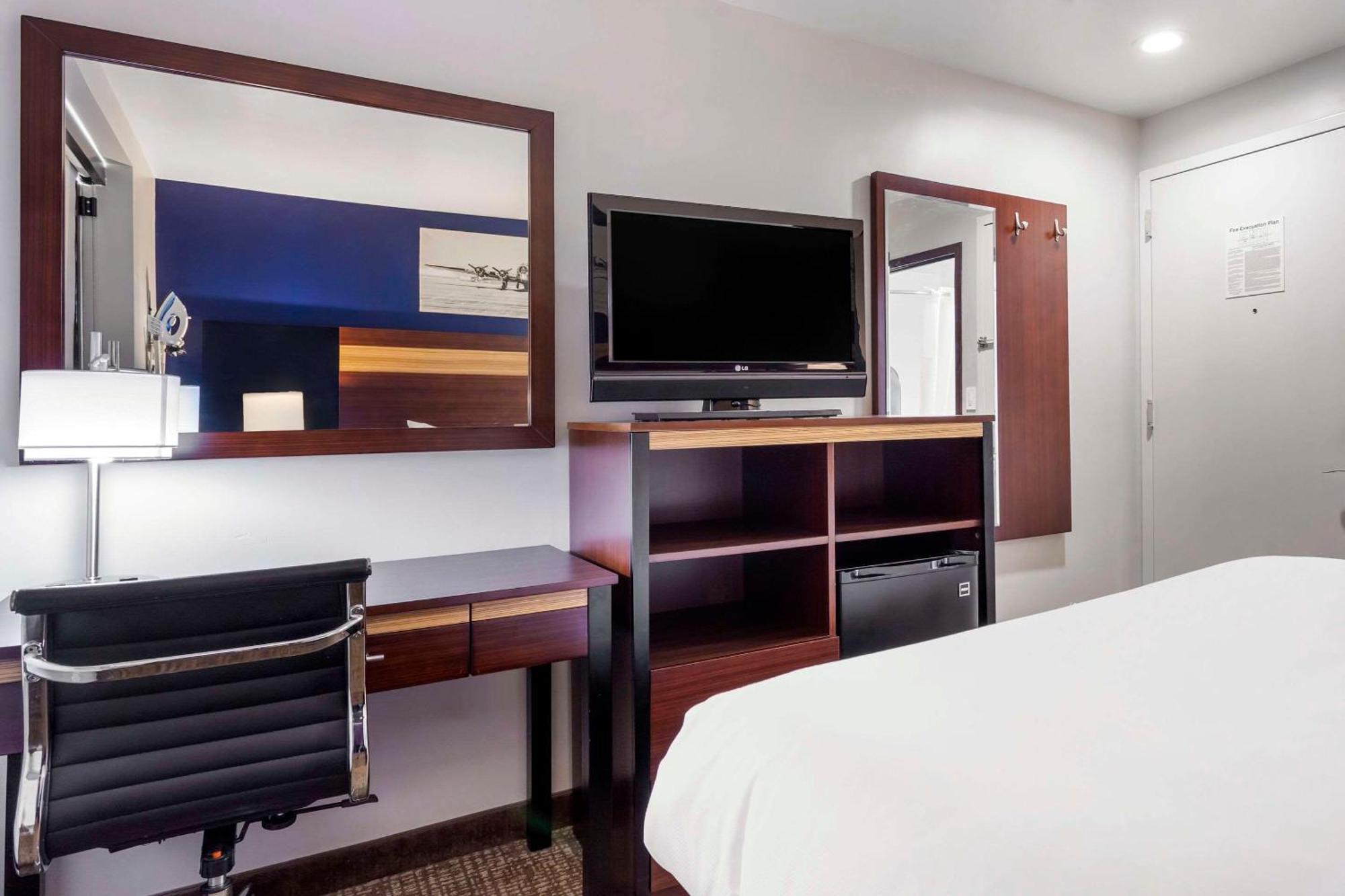 Avion Inn Near Lga Airport, Ascend Hotel Collection New York Exterior photo