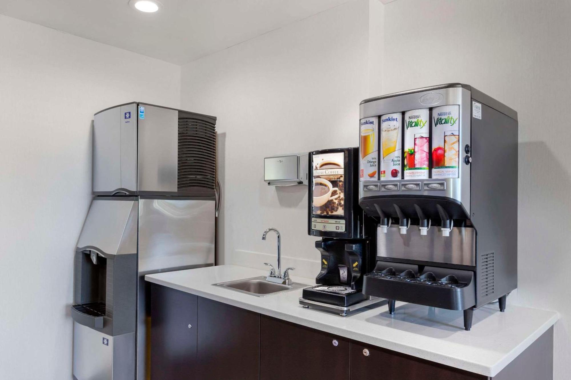 Avion Inn Near Lga Airport, Ascend Hotel Collection New York Exterior photo
